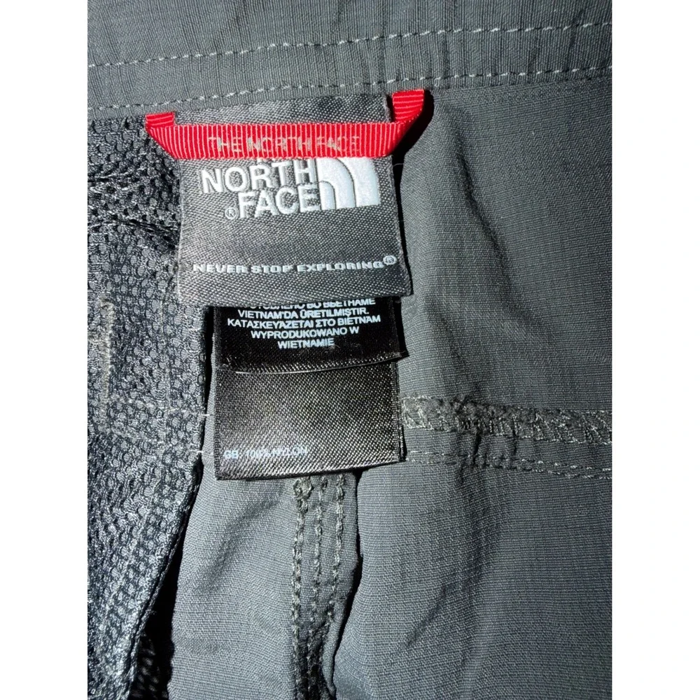 The North Face Mens Gray Nylon Cargo Hiking Shorts Size 36 Outdoor Utility‎